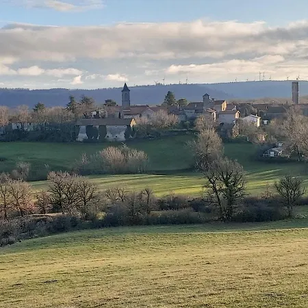 Chateau Medieval Entre Causse Et Mer